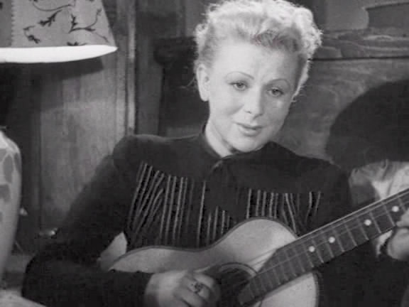 Валентина Серова в фильме «Жди меня», 1943