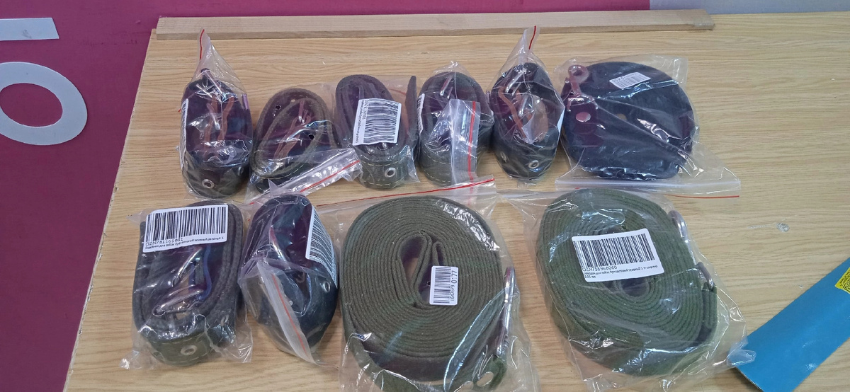 Поводки, ошейники, шлейки, игрушки для щенков и взрослых собак 🙏