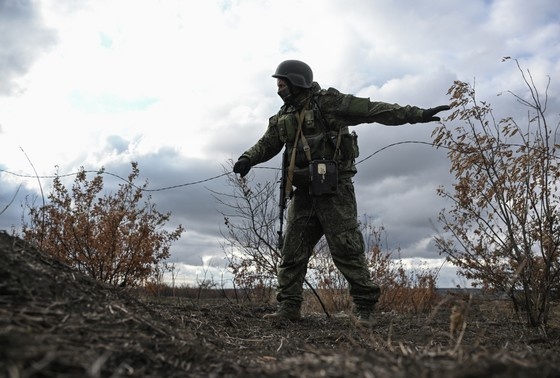    Военнослужащий Вооруженных сил Российской Федерации в зоне боевых действий