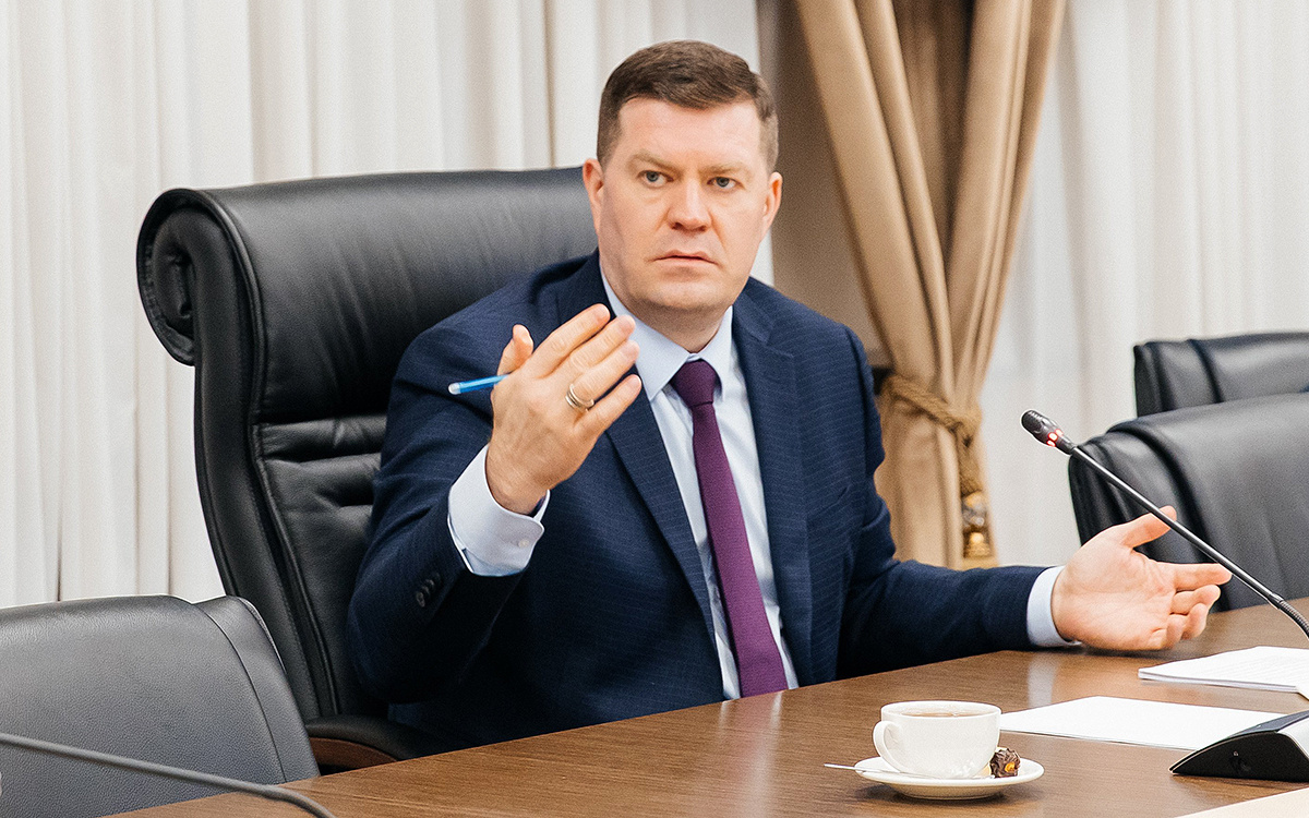 Глава Прокуратуры Татарстана Альберт Суяргулов собрал главных редакторов республиканских изданий за круглым столом. Фото: предоставлено пресс-службой Прокуратуры РТ