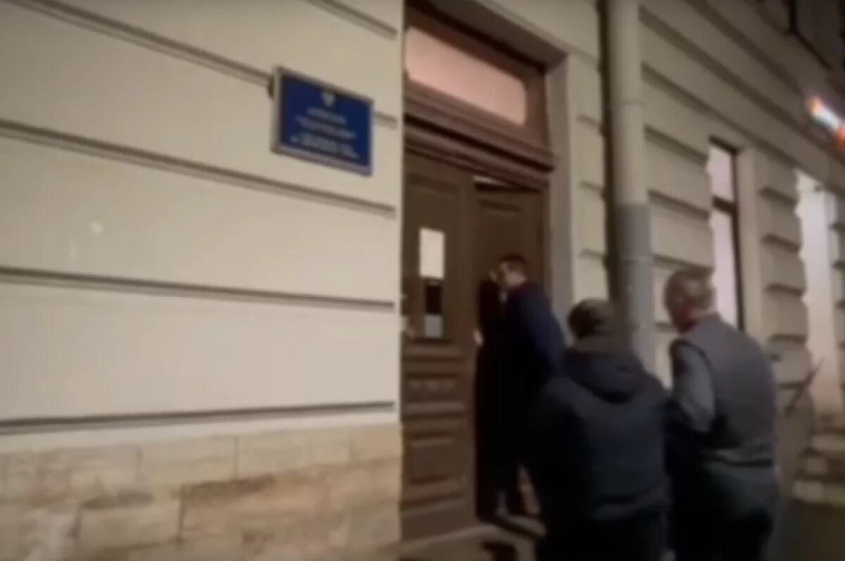    В городе Бологое задержали мужчину, который сжёг бездомного в Питере