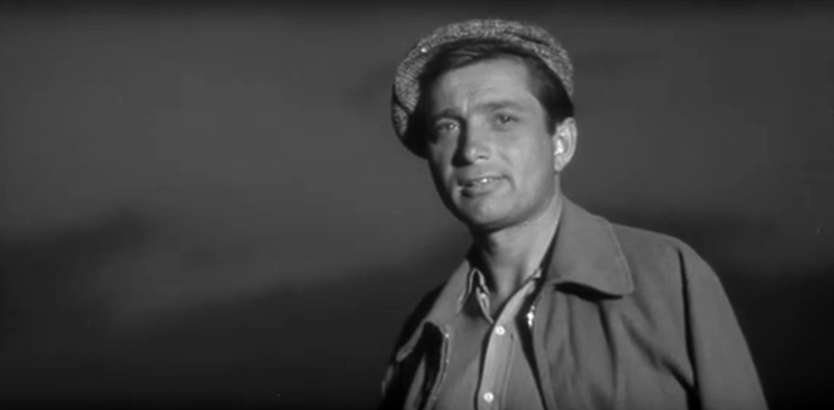 Владимир Гуляев в роли Сергея. Кадр из кинофильма "Алешкина любовь", 1960 г., режиссеры Семён Туманов, Георгий Щукин, сценарист Будимир Метальников, композитор Владимир Рубин (скриншот)