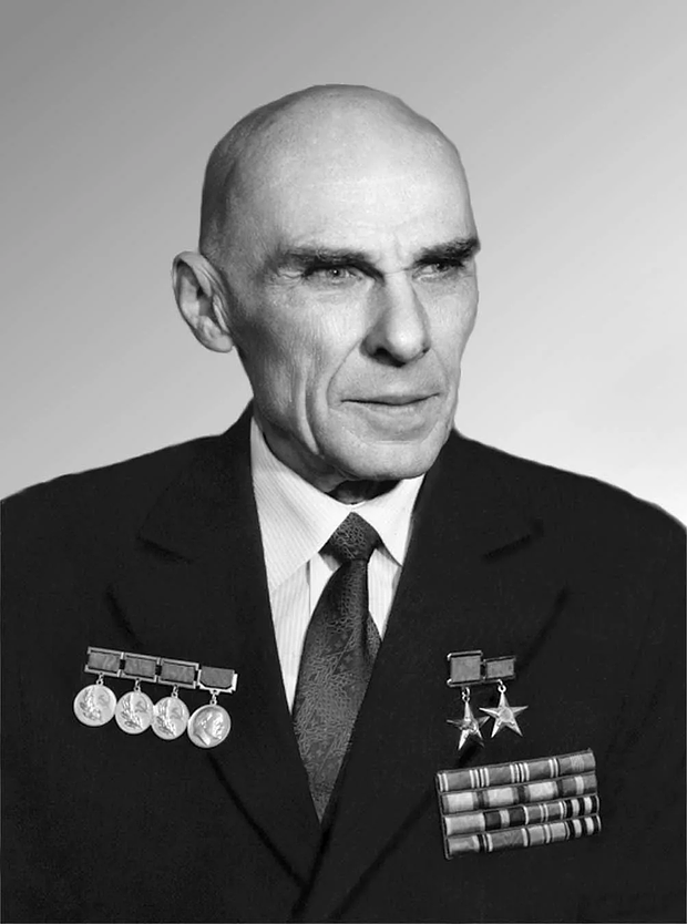 Александр Александрович Морозов.