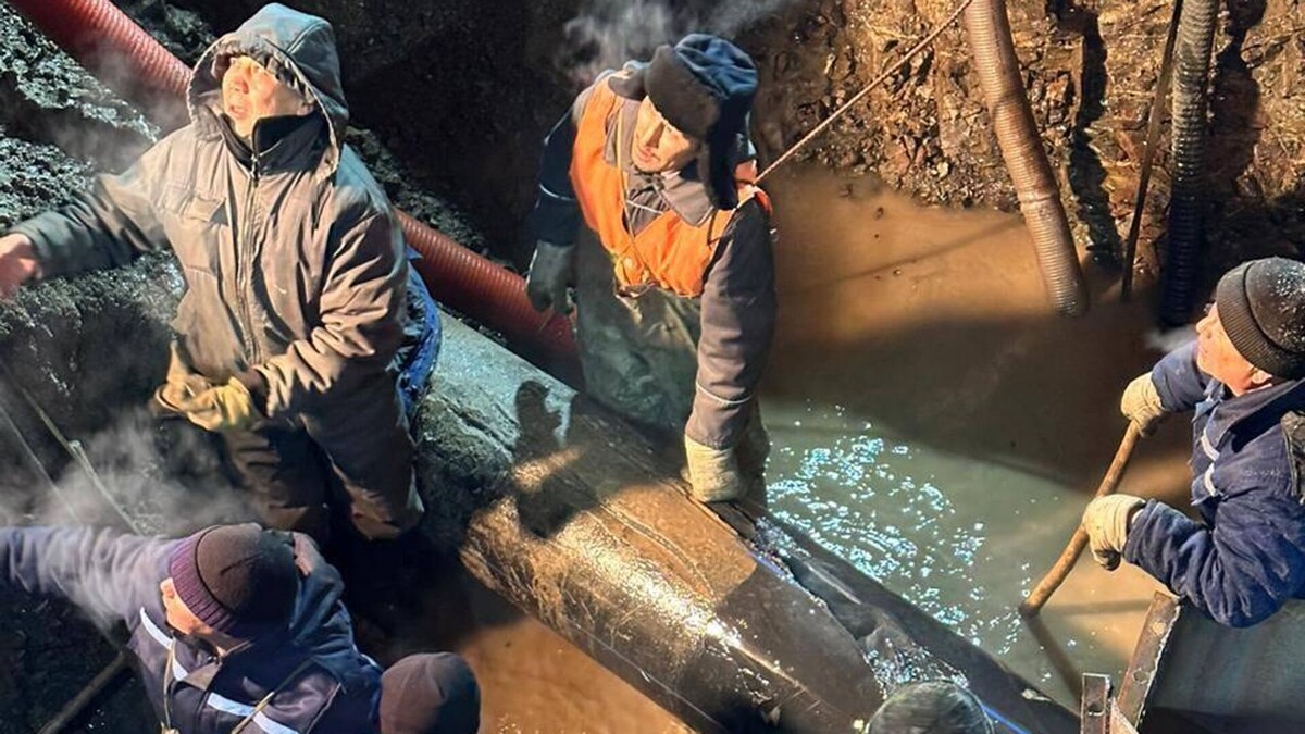 Авария на техническом водоводе в Экибастузе. Архивное фото