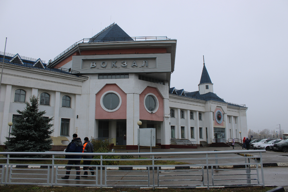 Вокзал в Семенове. Источник: фото автора