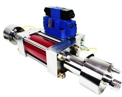 Мультипликатор в сборе, c гидрораспределительным блоком