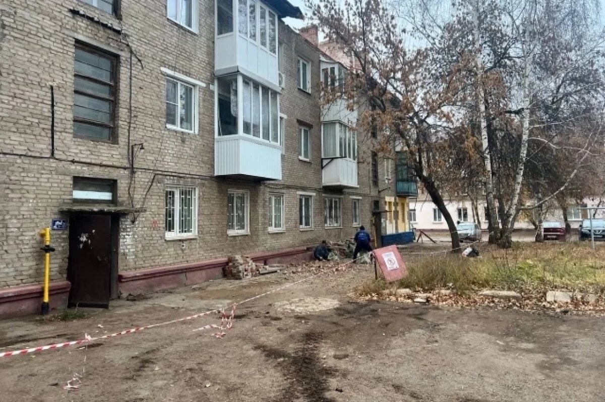    «Жить страшно, кирпичи летят».