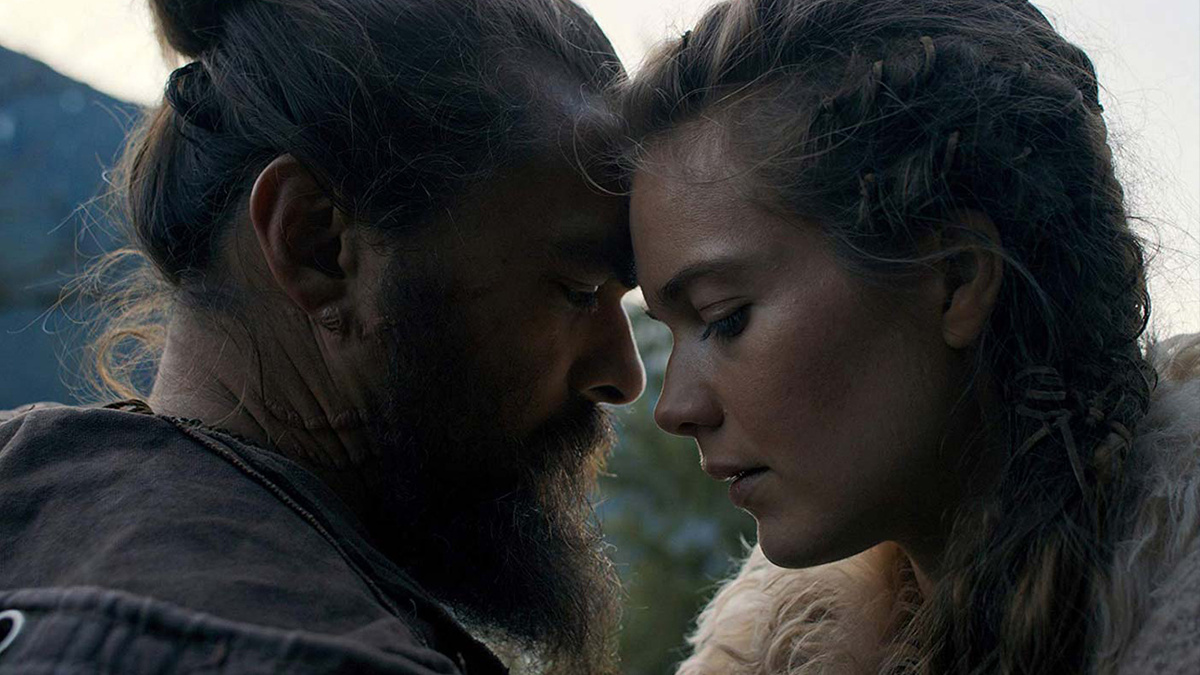 Очередная презентация мира будущего, в котором человечество терпит лишения за свои грехи