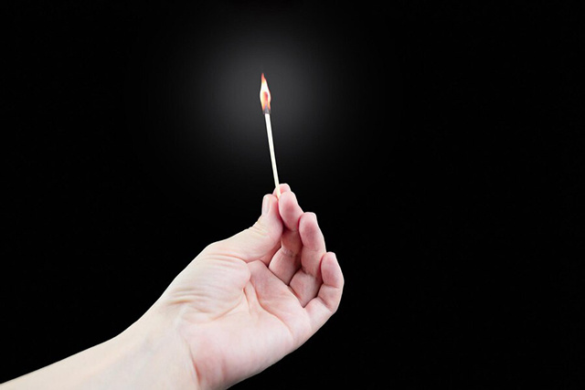 Жуткое дело. В колонию Тверской области отправлена женщина, сжёгшая своего мужа