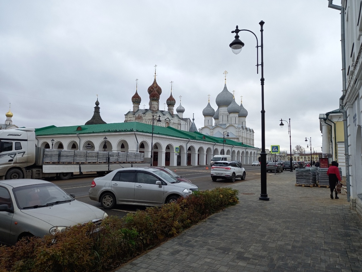 Центр Ростова Великого. Фото автора 29.10.2024. 