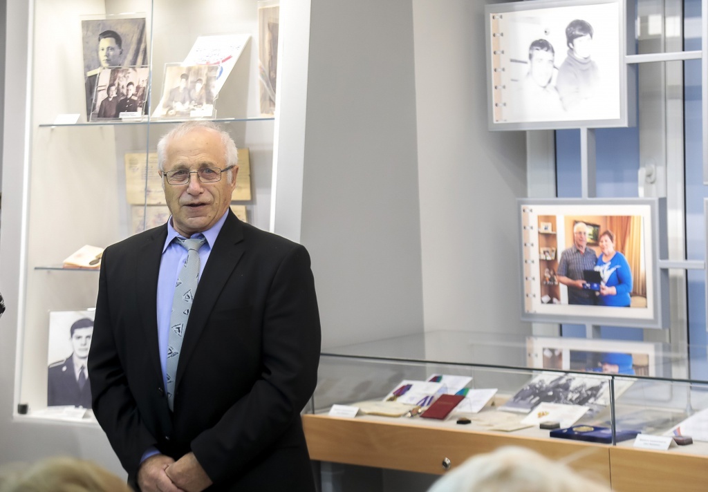    Подполковник полиции в отставке Геннадий Черкашин рассказал о первом ограблении в Ханты-Мансийске