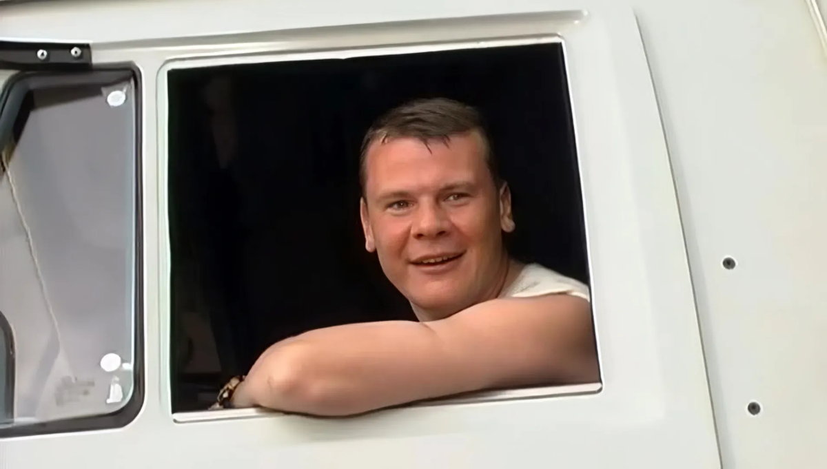 «Дальнобойщики», к/к «НТВ-кино», 2001, реж. Ю. Кузьменко