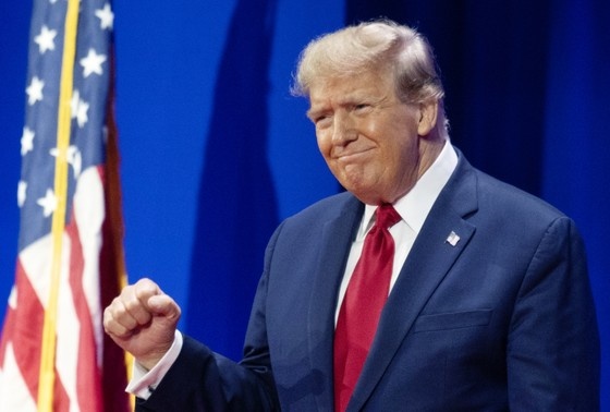    Дональд Трамп