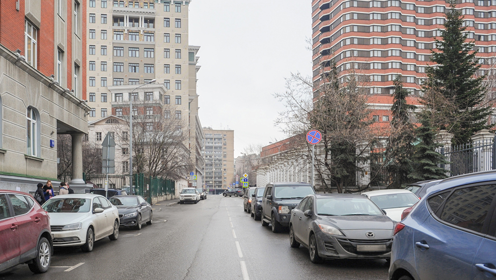 Москва, 3-й Голутвинский переулок (до благоустройства). Фото с сайта мэра Москвы