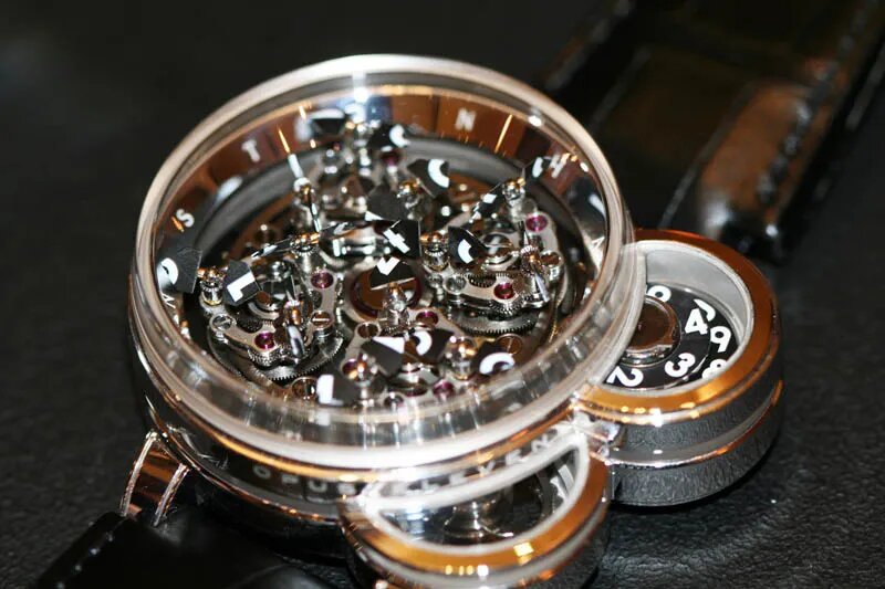 Фото: www.hodinkee.com