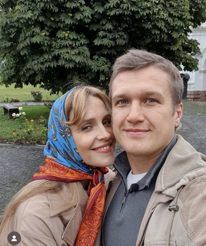   Анатолий Руденко с женой, актрисой Еленой Дудиной, соцсети
