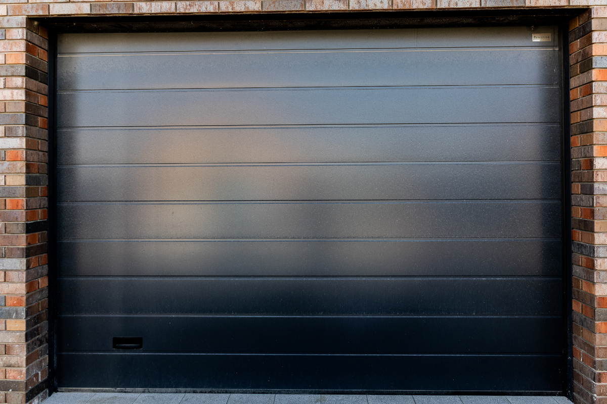 Ворота серии Prestige для теплого гаража