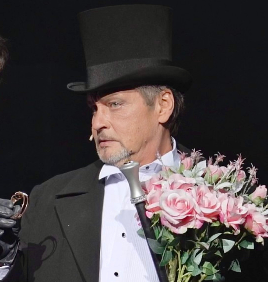 Александр Домогаров в роли Евгения Арбенина. 