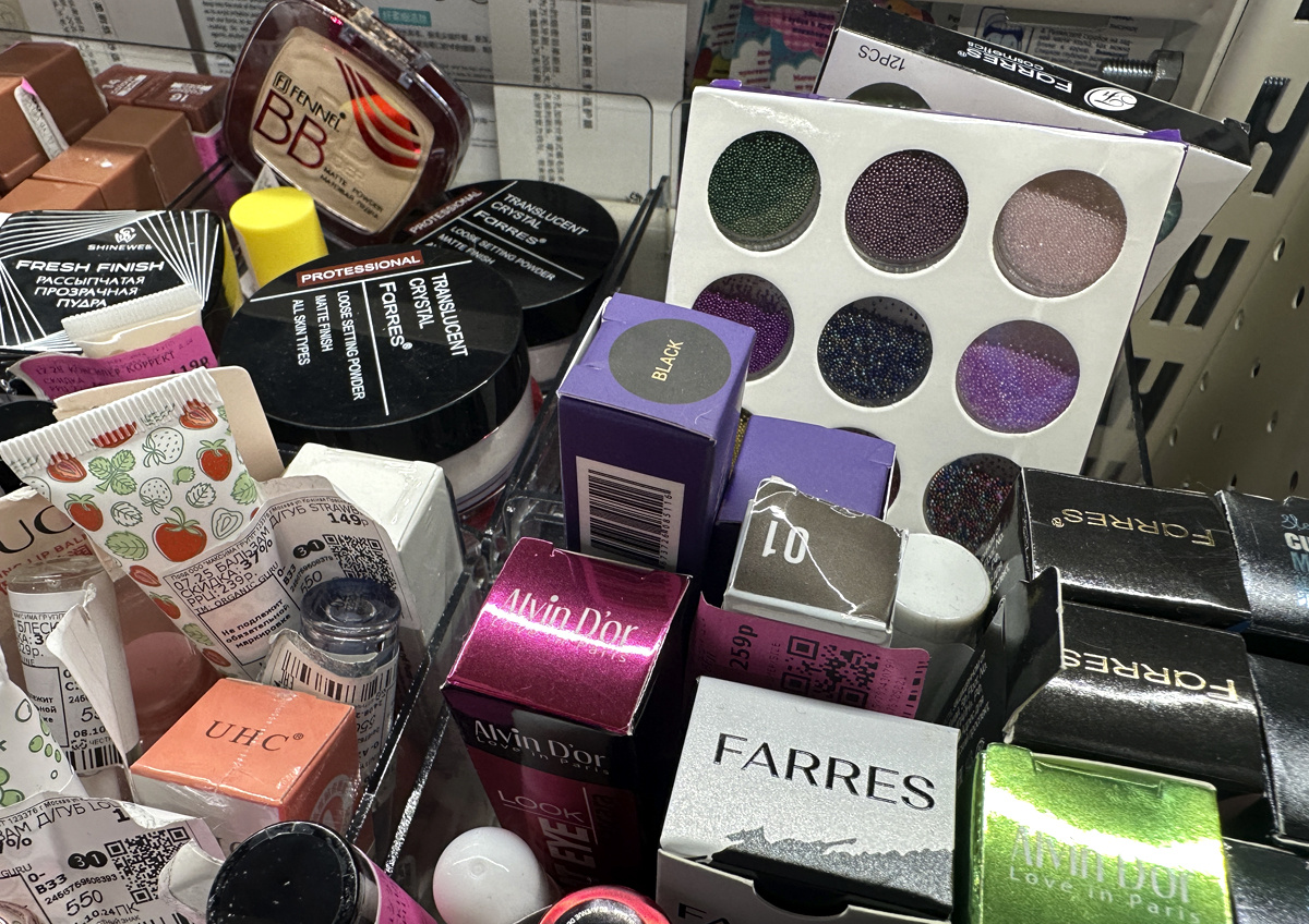    Как выбрать косметику подростку и когда от нее стоит отказаться