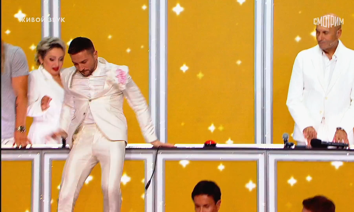 Фото-кадр из шоу "ну-ка все вместе"