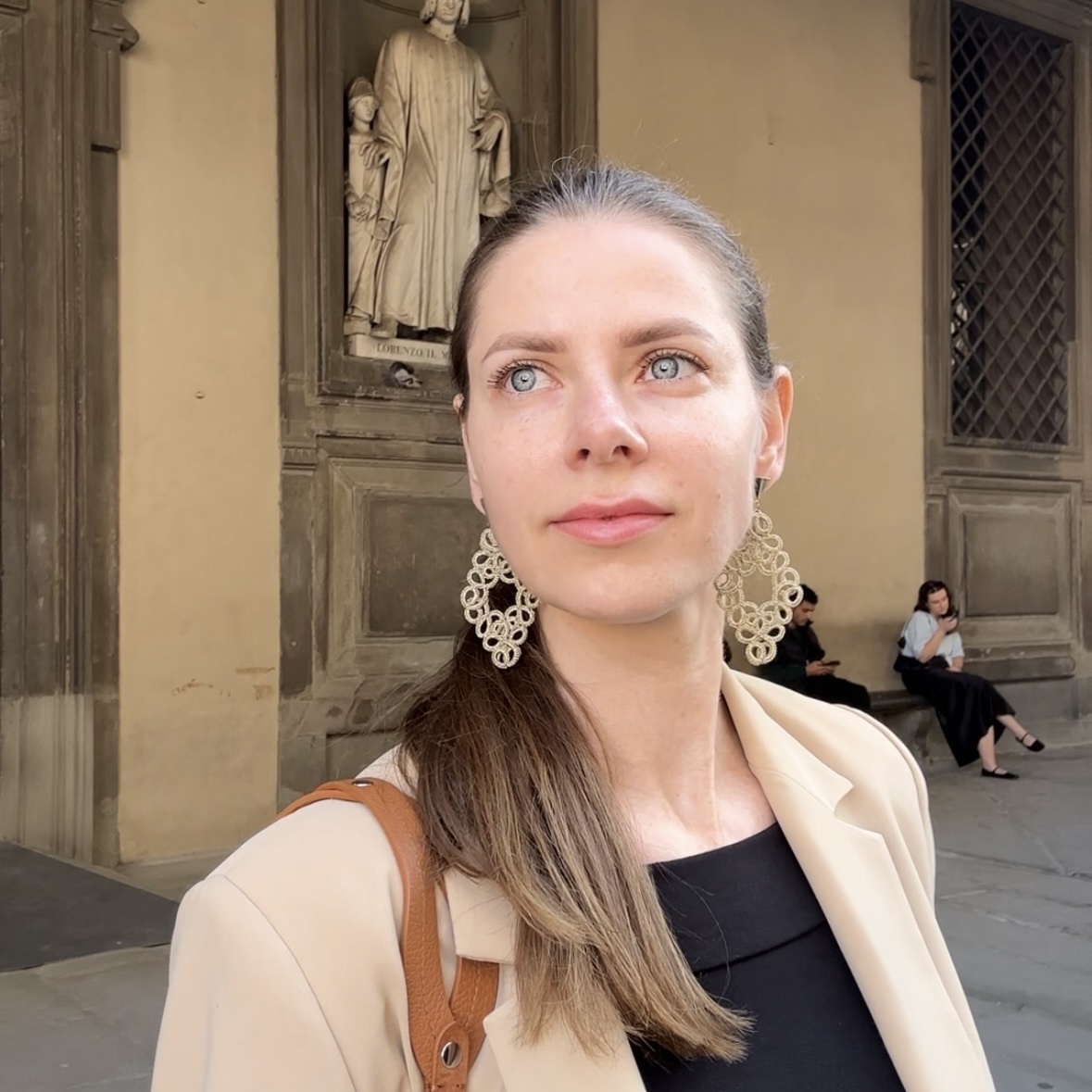 Серьги в технике фриволите