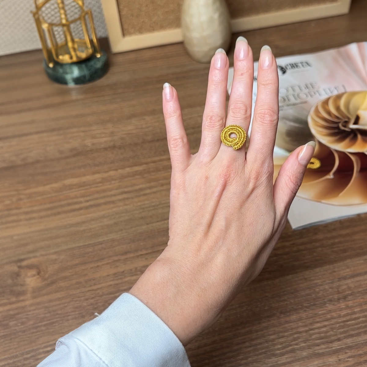 Кольцо в технике фриволите