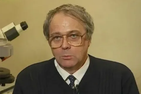 Фото с сайта "Аргументов и фактов", г-н А. Карнаухов