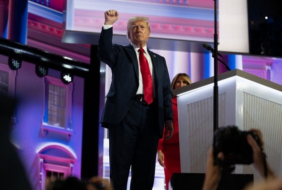    Дональд Трамп