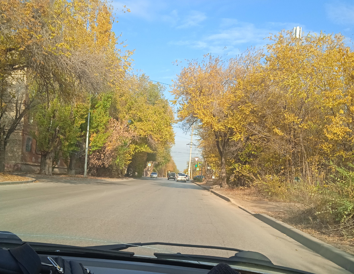 Дорога до дачи не близкая, больше 30 км 