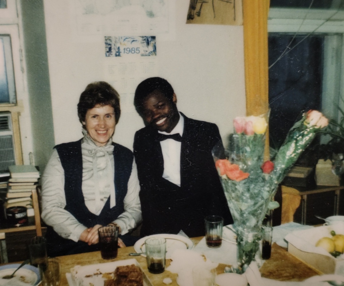 Фото из семейного архива, но это не брат президента, просто коллега по институту) С братом фото нет :(