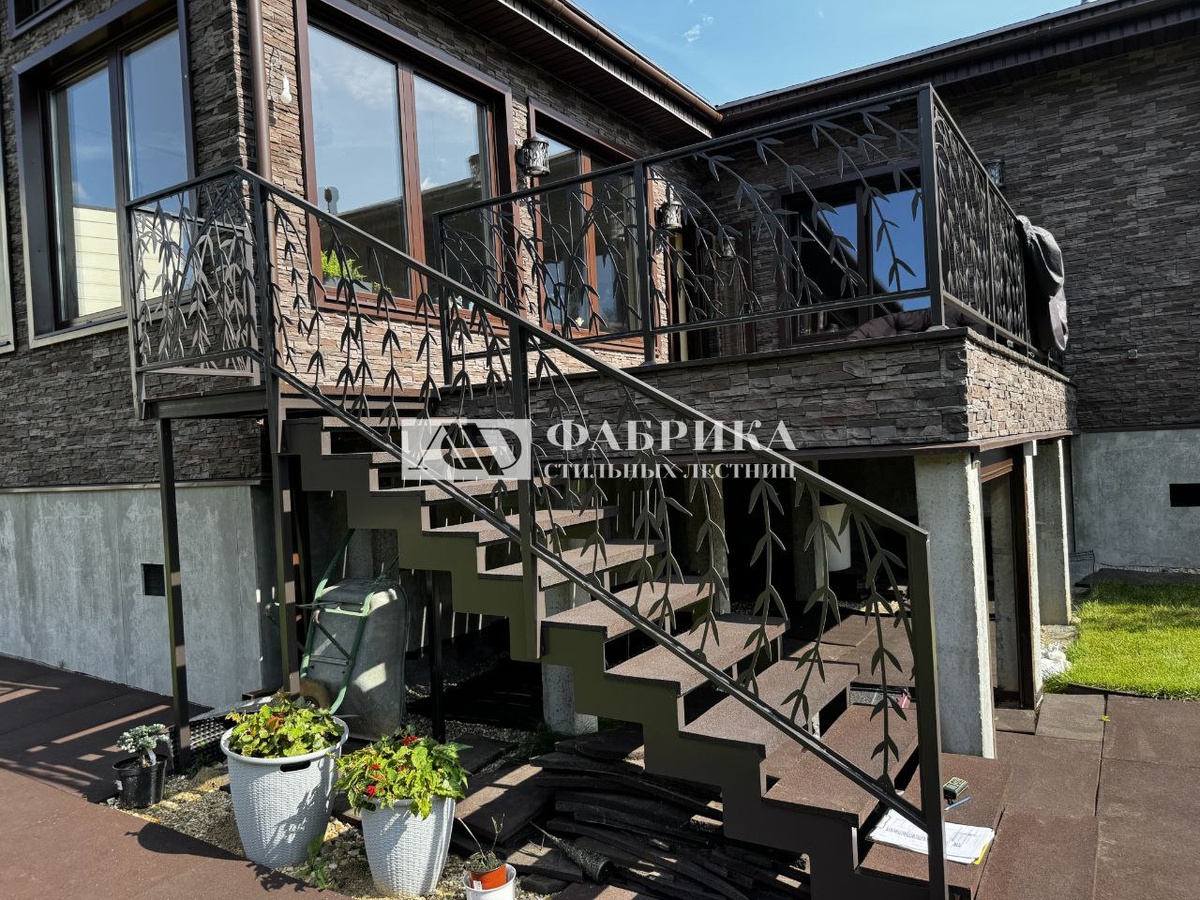 Работа Фабрики Стильных Лестниц. Номер телефона для обращения: +79684244844