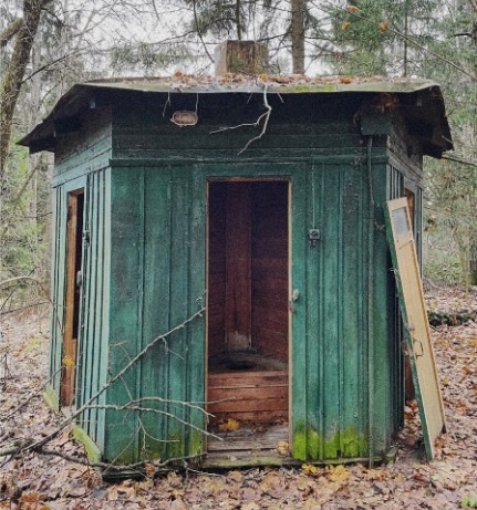 Шестисторонний туалет.