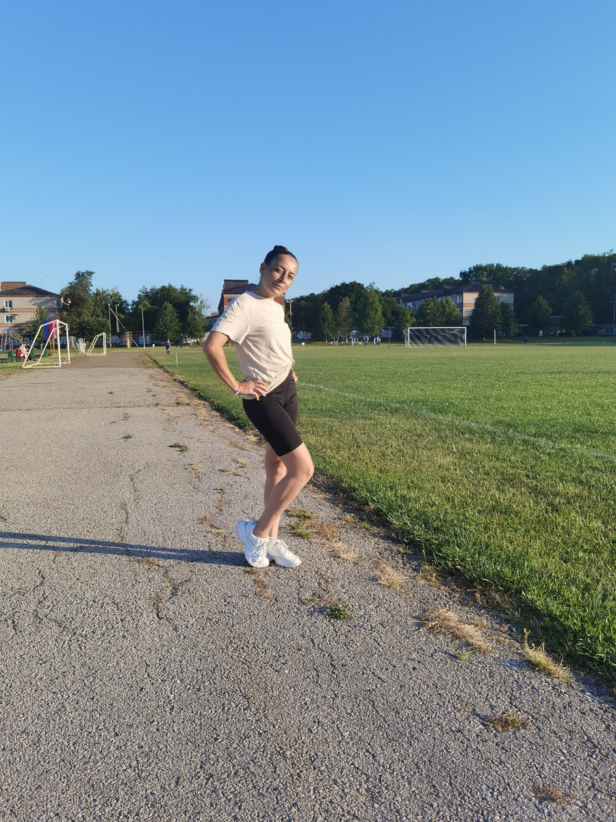 С апреля по октябрь бегаю три раза в неделю