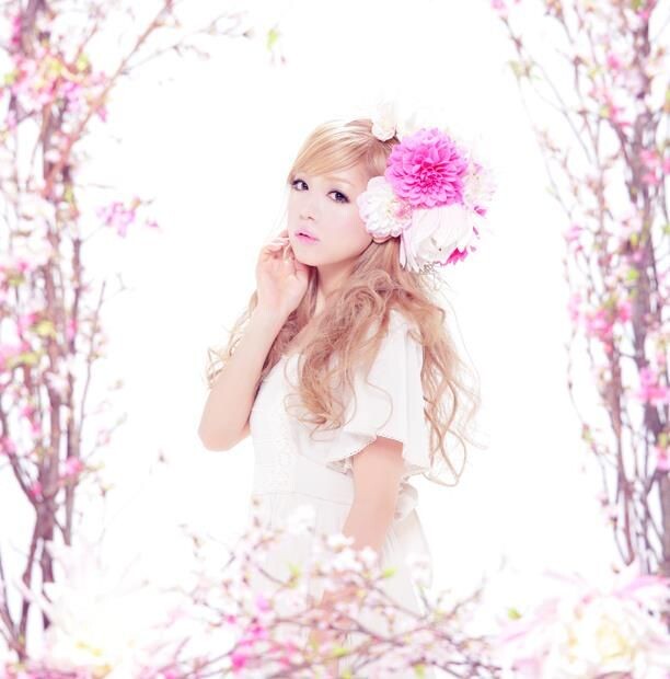 Girly Kei - Kana Nishino