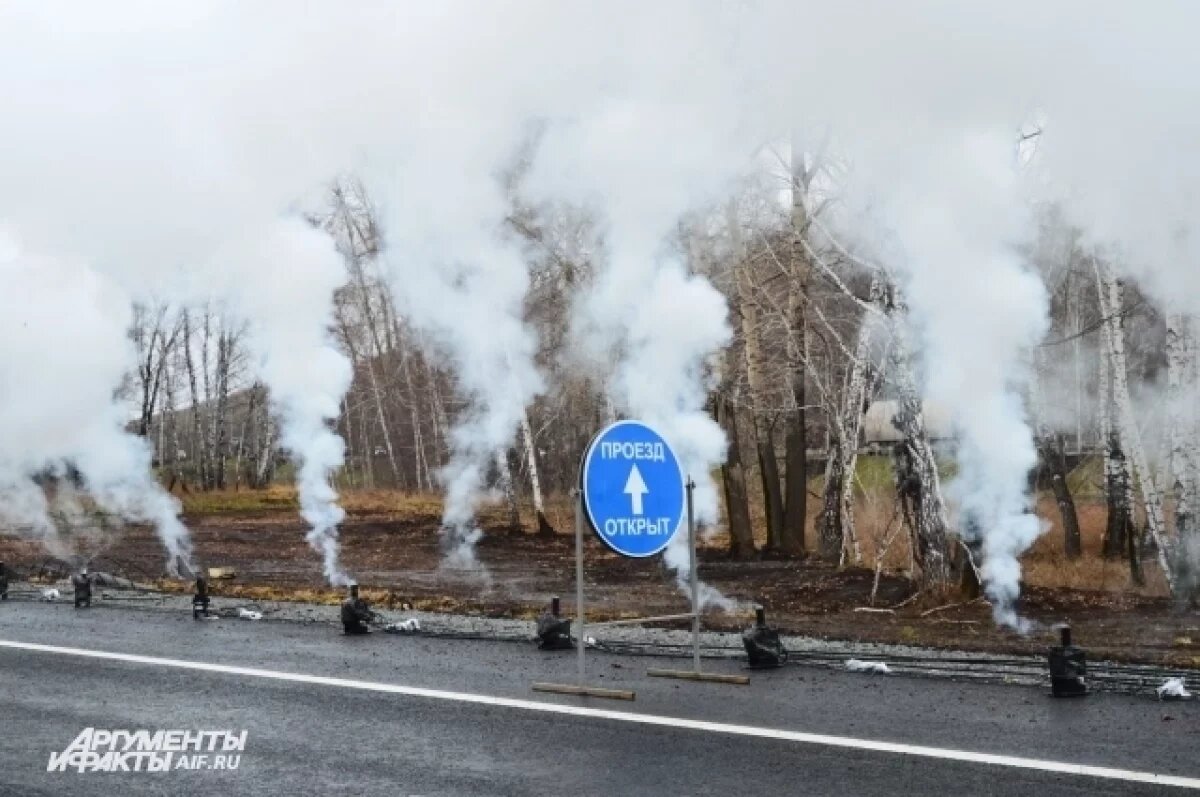    Старая федеральная трасса (ее видно на фото) располагается в нескольких метрах от нового обхода.