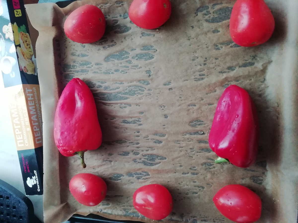 Пергамент прилипает ко важному противню.