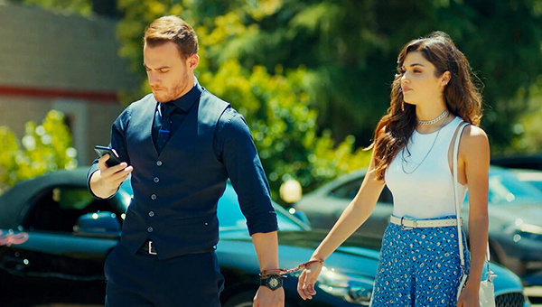 Серкан Болат и Эда Йылдыз.