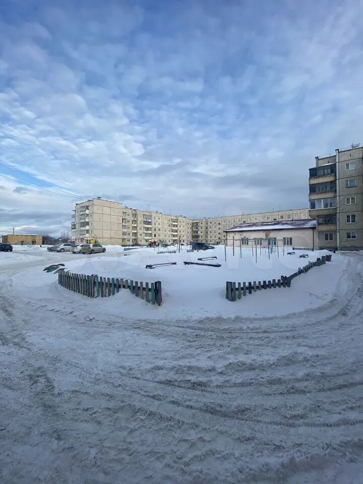 Двор домов Красноармейская-24, Клубная-4, Калинина-47.