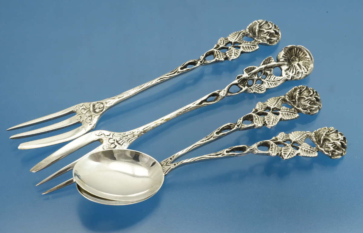 Модель серии 100 серебро 800 пробы. Фотография автора