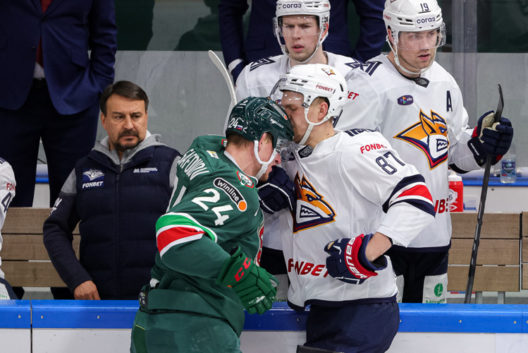    Первый период казанцы выиграли со счетом 2:0