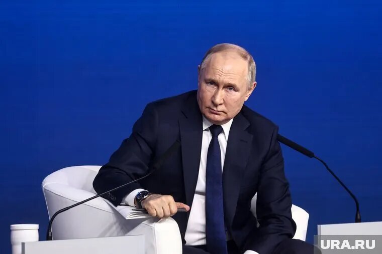 Президент РФ Владимир Путин запустил реформу профсоюзного движения в России. Фото: Владимир Андреев © URA.RU