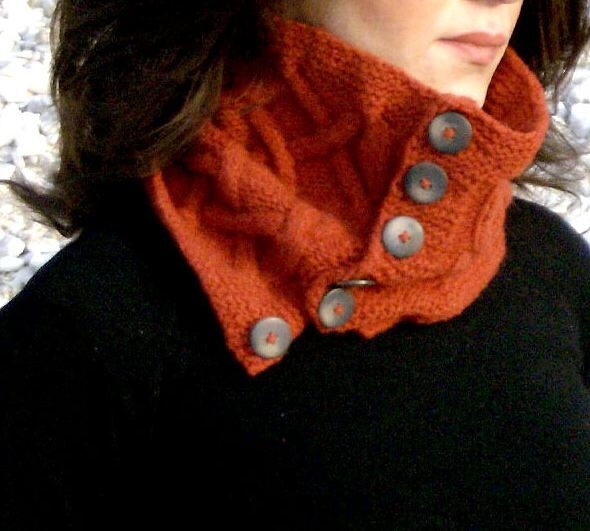    Манишка спицами узором с аранами   
Источник: by Maja Jokanovic