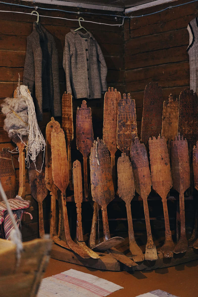 Прялки в музее в Уне