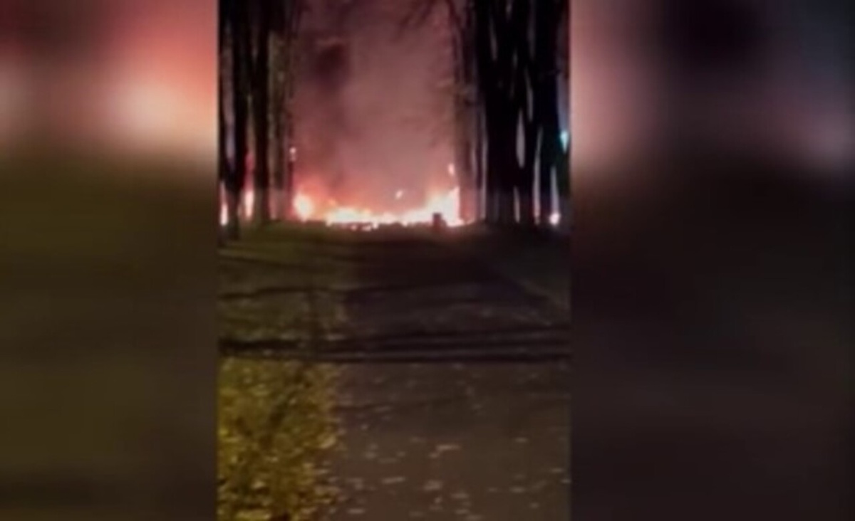    Ночью ПВО сбило 5 украинских беспилотников самолетного типа над Курской областью