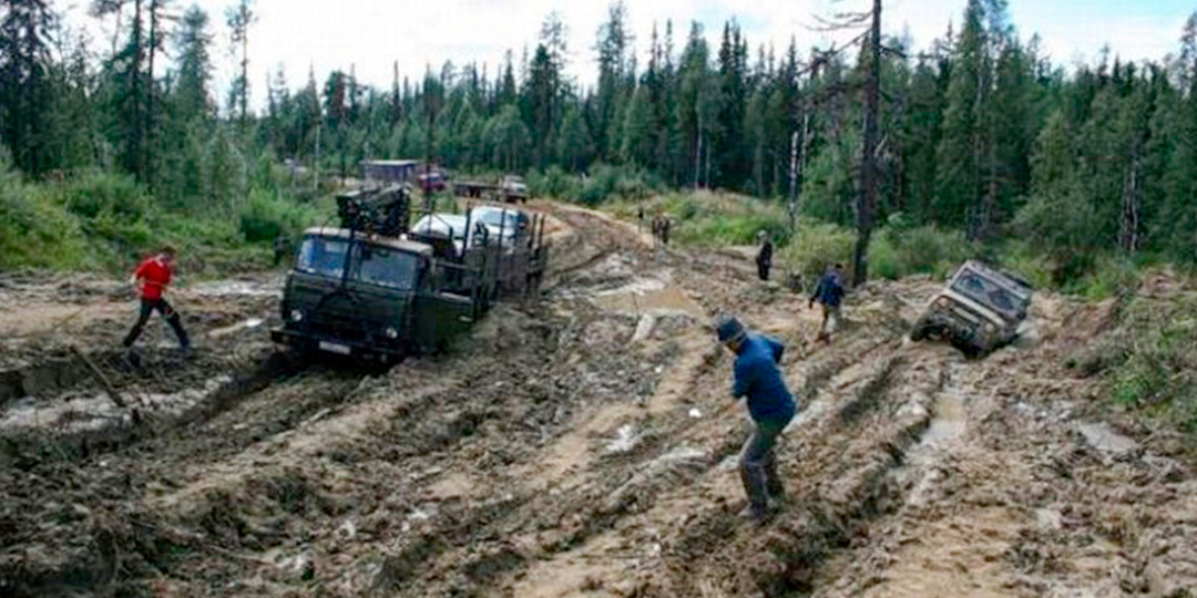 У русского дорога там, где он собрался проехать. "Вытри слёзы, отдохни немного, я - русская дорога"
