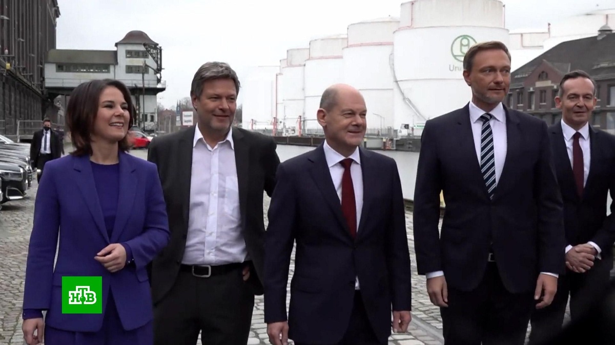    Рецессия, деиндустриализация, протесты: итоги 34 лет существования объединенной Германии