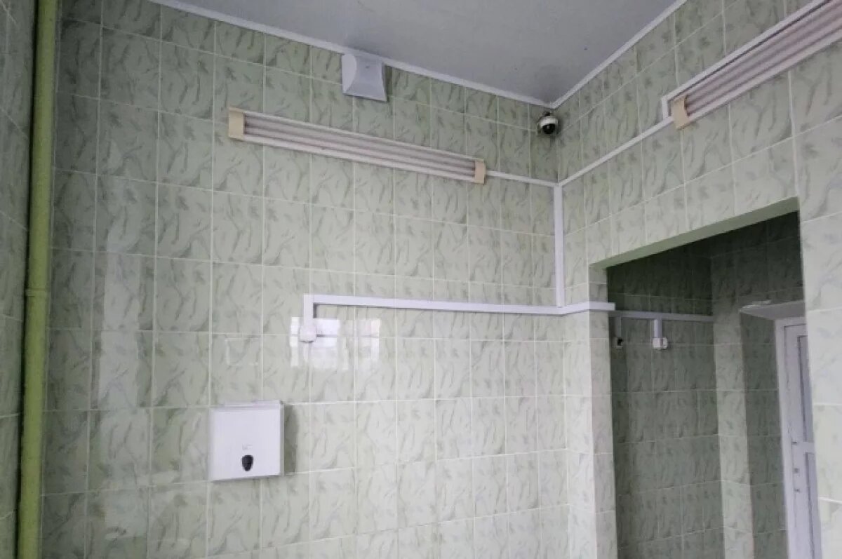    В ярославской школе уберут камеры из туалета