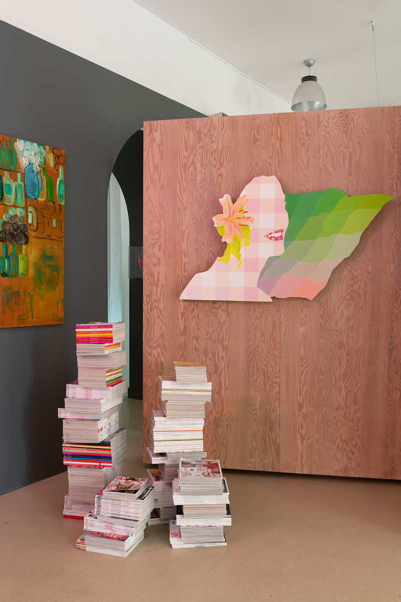    Экспозиция выставки «Новая ностальгия»