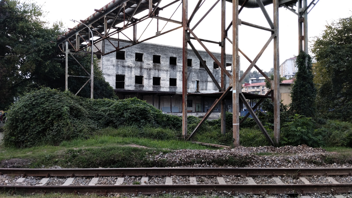 ул Гастелло 31А заброшенное производственное здание 