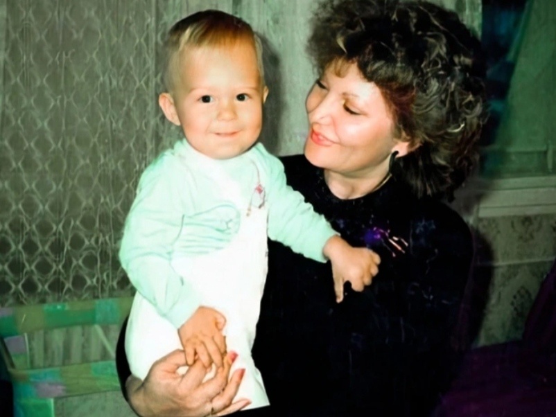 Милош с мамой